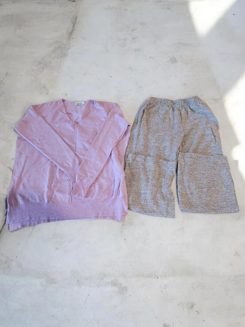 Zenana Outfitters Lavender V-Neck Sweater - Soft Lilac Gray Flare LOUNGE PANTS